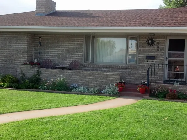 909 E 6th St, Ogallala, NE 69153