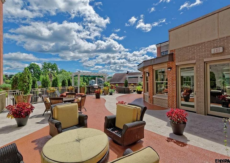 1st image of 38 High Rock Ave Suite 5L