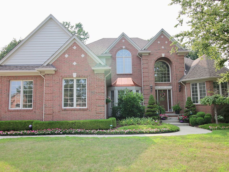 1st image of 54587 Woodcreek Blvd