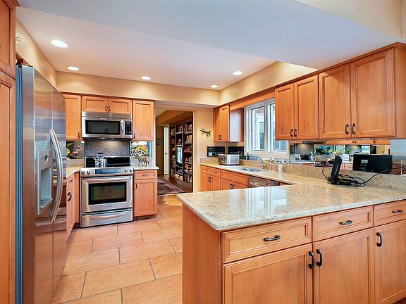 4th image of 1413 Bordeaux Ct