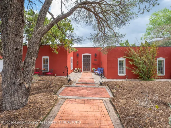 100 Adobe Pl, Ruidoso Downs, NM 88346