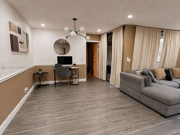 4th image of 4761 NW 22nd St #42111