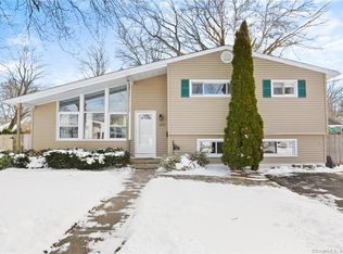 257 Ferndale Ave, Stratford, CT 06614