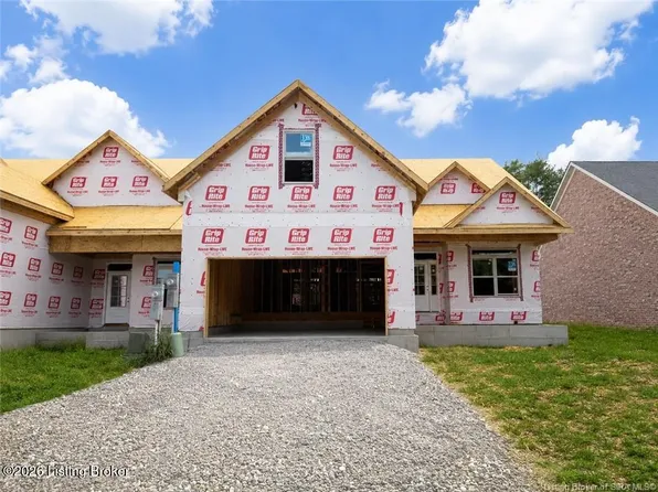 806 Katie Ln, New Albany, IN 47150