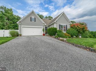 105 Lark Dr, York Haven, PA 17370