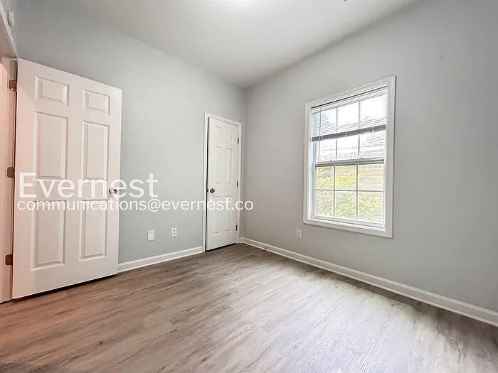 1725 Church St NW — Photo 16