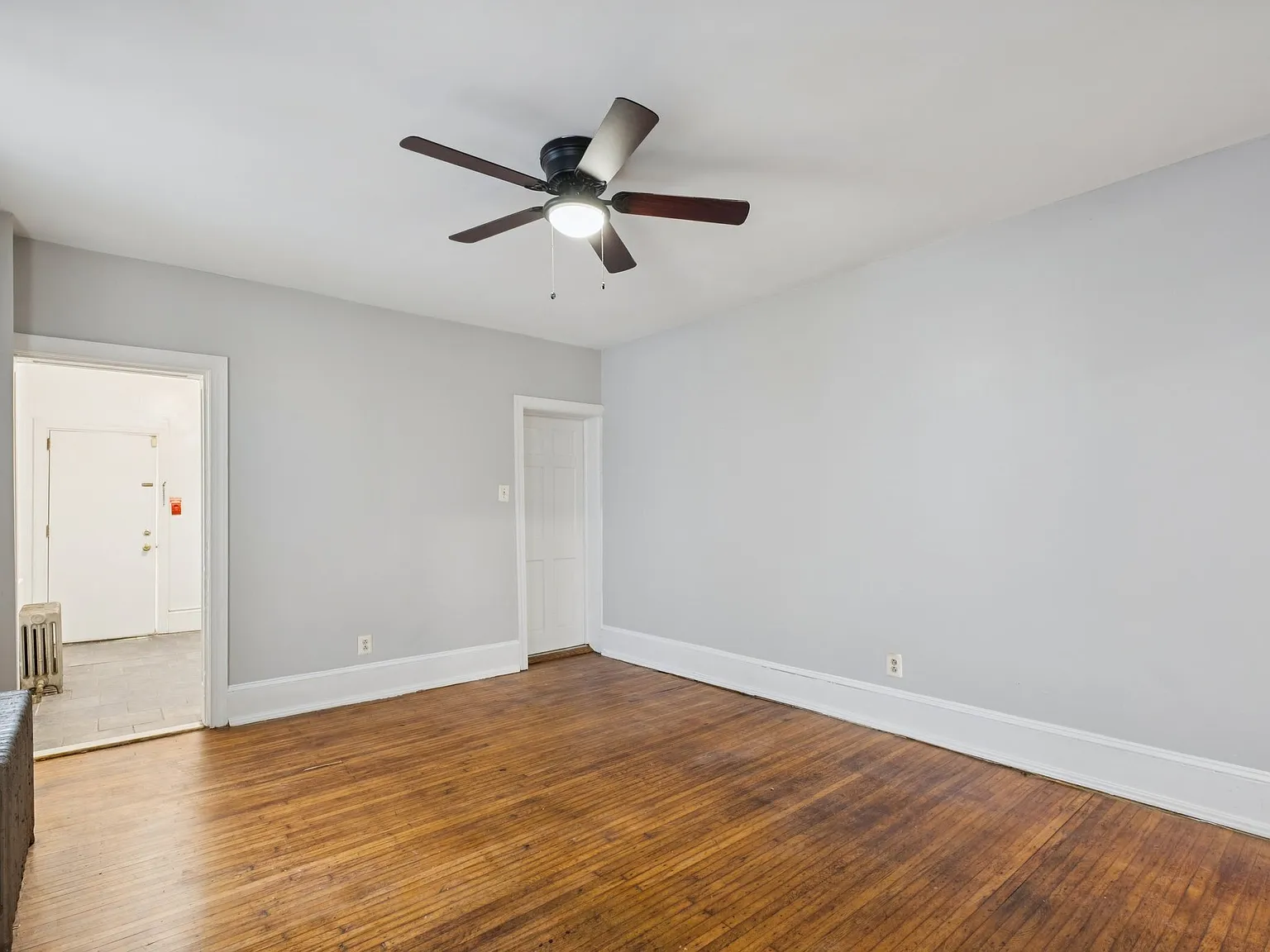 2 bed, 950 sqft, $1,450 — Photo 3