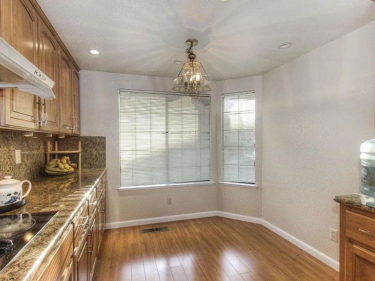 43326 Debrum Cmn — Photo 13