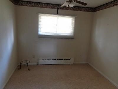 3rd image of 284 S River Dr