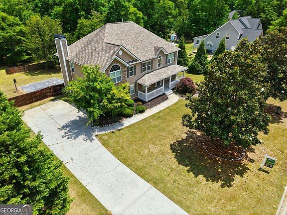 3rd image of 65 Ashford Dr