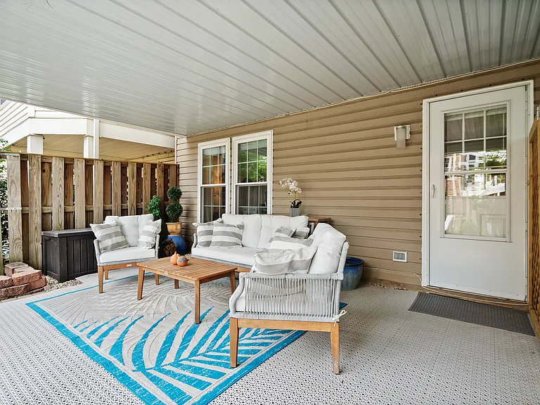 Fully covered patio