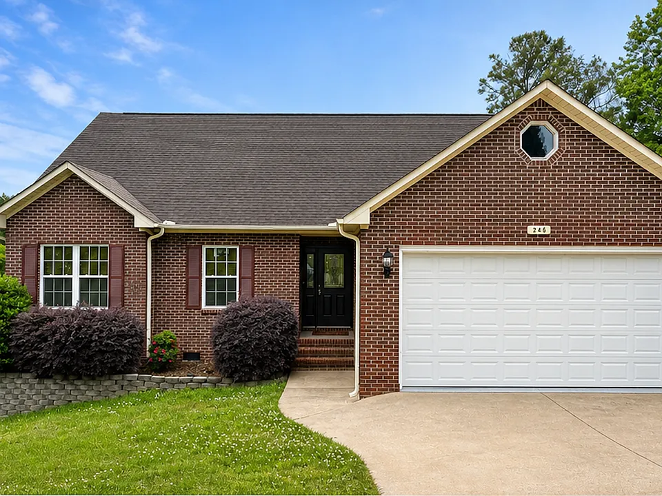 246 Lynhaven Dr