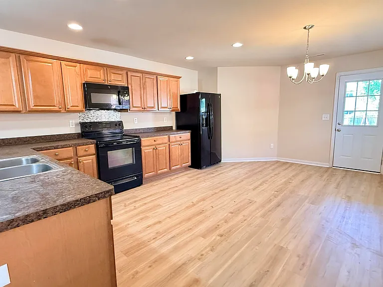 28118 Kawana Ct — Photo 6
