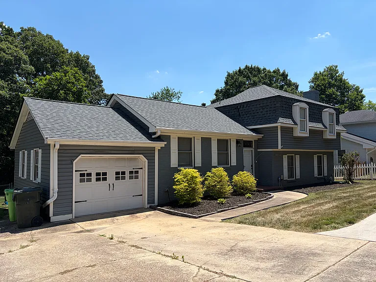 337 E Millbrook Rd — Photo 2