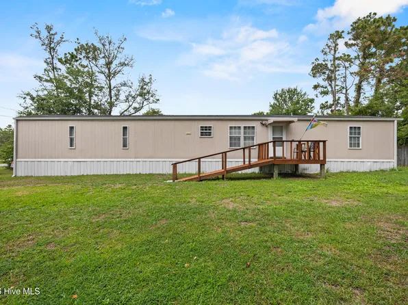 4568 Cedar Street SE, Southport, NC 28461