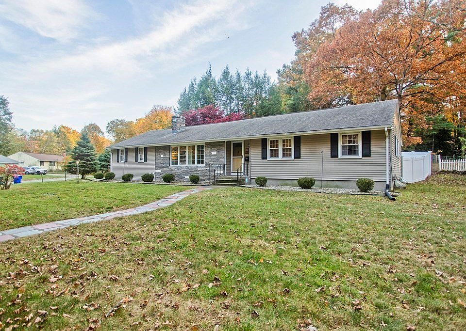 831 S Branch Pkwy, Springfield, MA 01118 Zillow