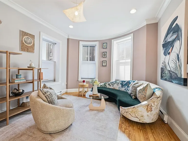 108 E Brookline St #2 — Photo 1