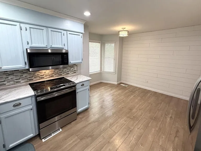 7 Hickory Ln — Photo 4