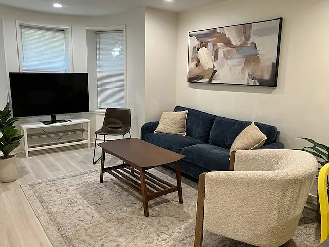 1 bed, 500 sqft, $2,600 — Photo 2