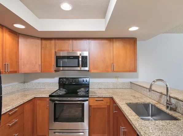 Marinwood, 3628 24th Pl W APT 201, Seattle, WA 98199