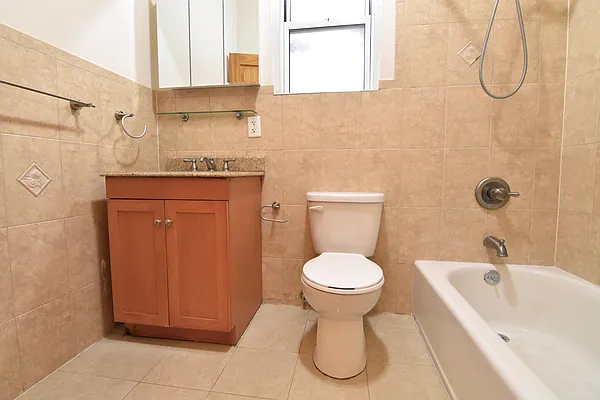 Rented by Bold New York | media 10