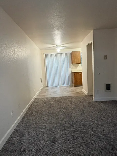 2 bed, 1.5 bath, 960 sqft, $1,350 — Photo 2