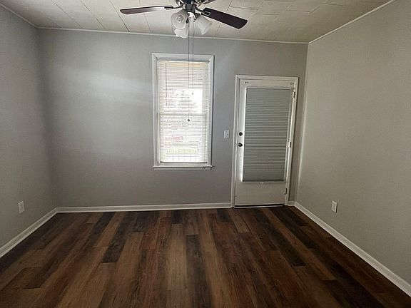 2nd image of 4140 Wilkens Ave