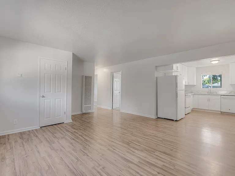 1514 Oakdale St #B — Photo 3