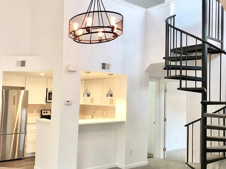 4943 S Carson St #207 — Photo 4