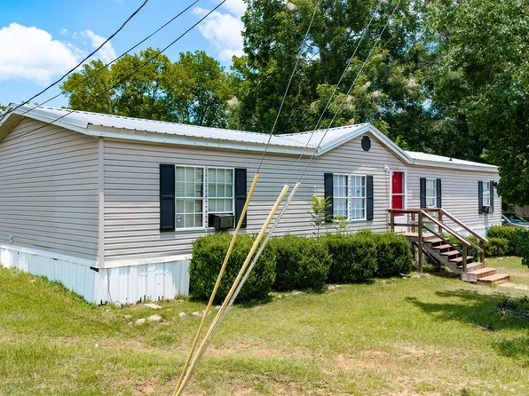 45 Brady Dr, Blakely, GA 39823