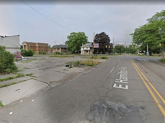 5th image of 2134 Martin Luther King Ave