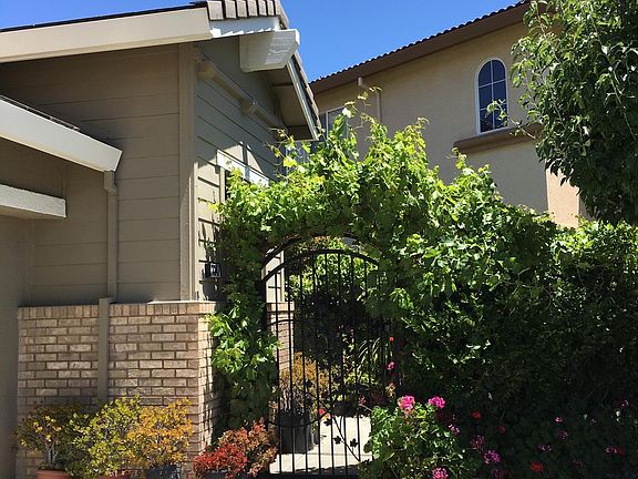 2nd image of 3347 Hornsea Way