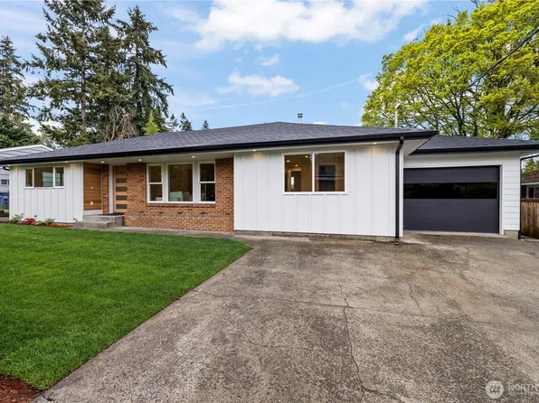 3318 Grandview Drive W, University Place, WA 98466