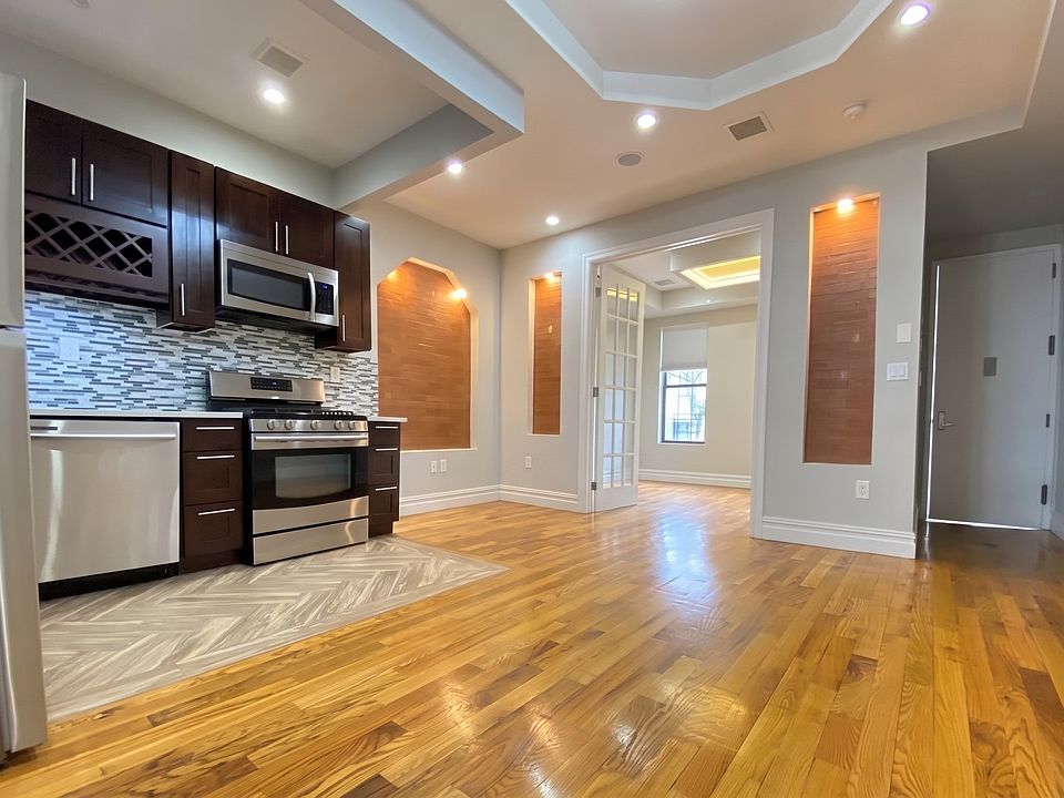1st image of 1203 Jefferson Ave #1R