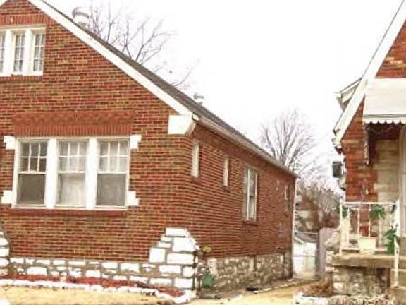 2nd image of 8625 Oriole Ave
