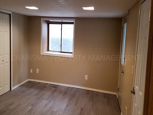 5th image of 624 W 15th St