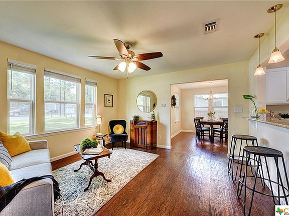 3rd image of 551 Booker Ave
