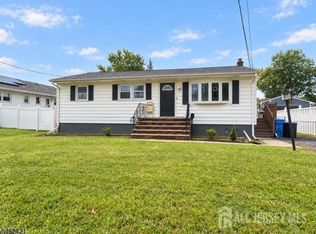 125 Rock Ln, Middlesex, NJ 08846