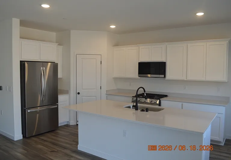 4171 Scarlet Ct — Photo 2