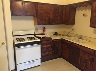 5523 N 91st St APT 03, Milwaukee, WI 53225