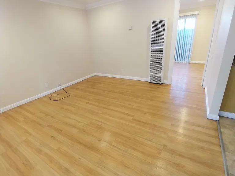 502 Maple St #2 — Photo 2