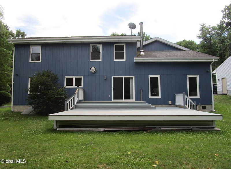 5th image of 44 Westphal Drive