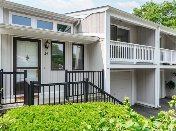 24 Coventry Rd Unit 24, Grafton, MA 01519