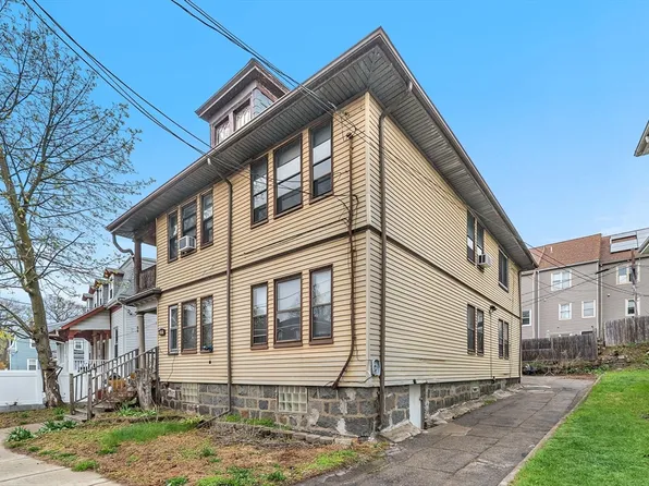 69 Glendale St, Dorchester, MA 02125