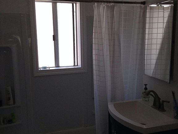 4th image of 4146 1/2 Florida St