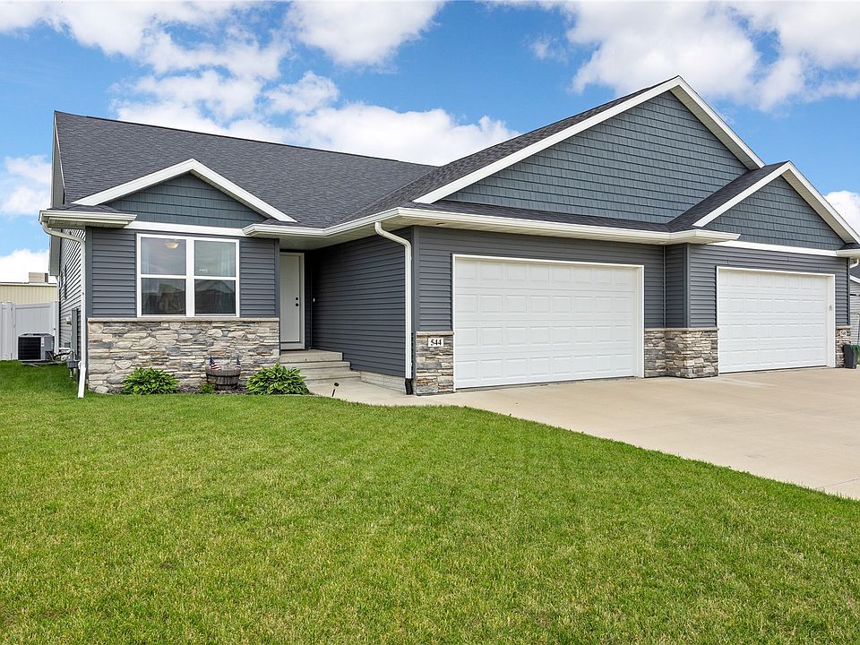 1st image of 544 Driftwood Ln