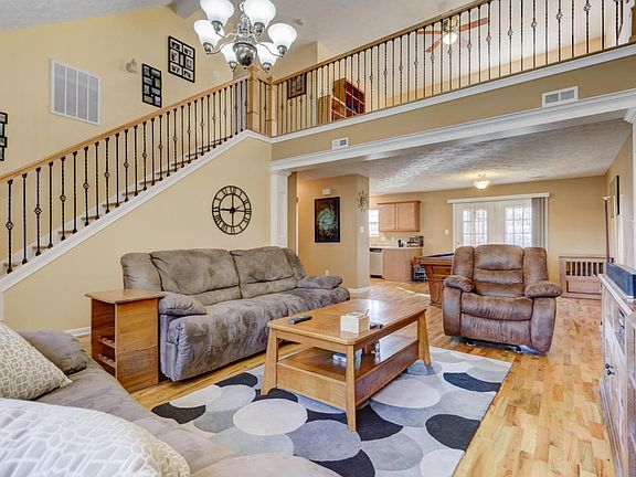 4th image of 6112 Glenmay Dr