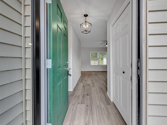 4th image of 4256 Lovering Ct