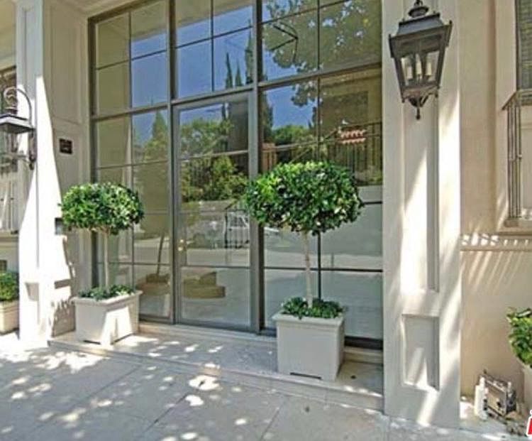 1st image of 9601 Charleville Blvd APT 6