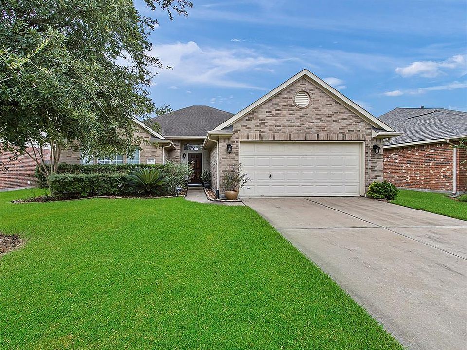 1st image of 12835 Canyon Echo Dr